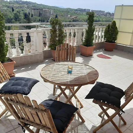 View דירה *